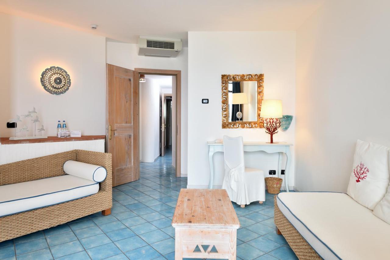 Hotel Resort&Spa Baia Caddinas Golfo Aranci Esterno foto